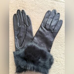 Fownes Black Leather Gloves with Fur Trim